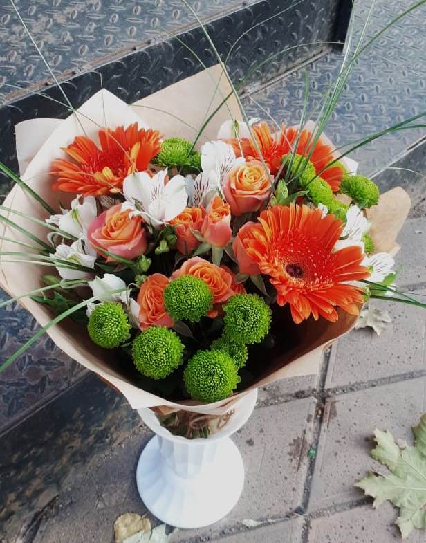 Букет цветов из: Герберы, Хризантемы, Альстромерии и Розы в Левково