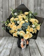 Букет цветов из:  Розы и Лизиантусы #REPLACE_PRED# Левково