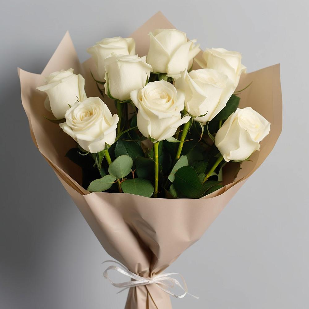 Букет 9 Белых роз Эдлесс Лав в Левково