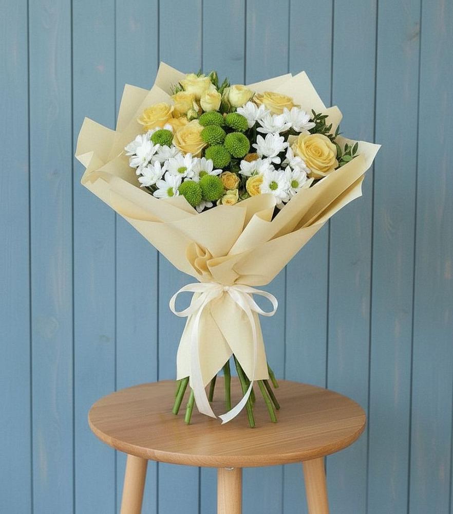Букет цветов из: Хризантемы и Розы в Левково