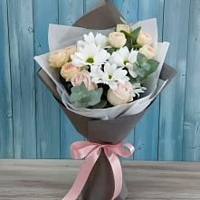 Букет цветов из:  Хризантемы и Розы в Левково