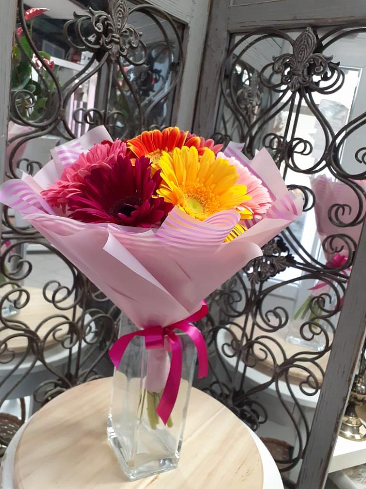 Букет цветов из: Герберы в Левково