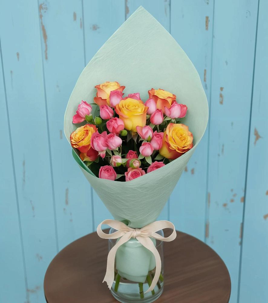 Букет цветов из: Розы в Левково