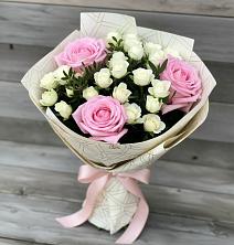 Букет цветов из:  Розы в Левково