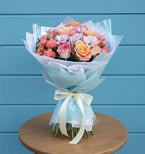 Букет цветов из:  Хризантемы и Розы в Левково