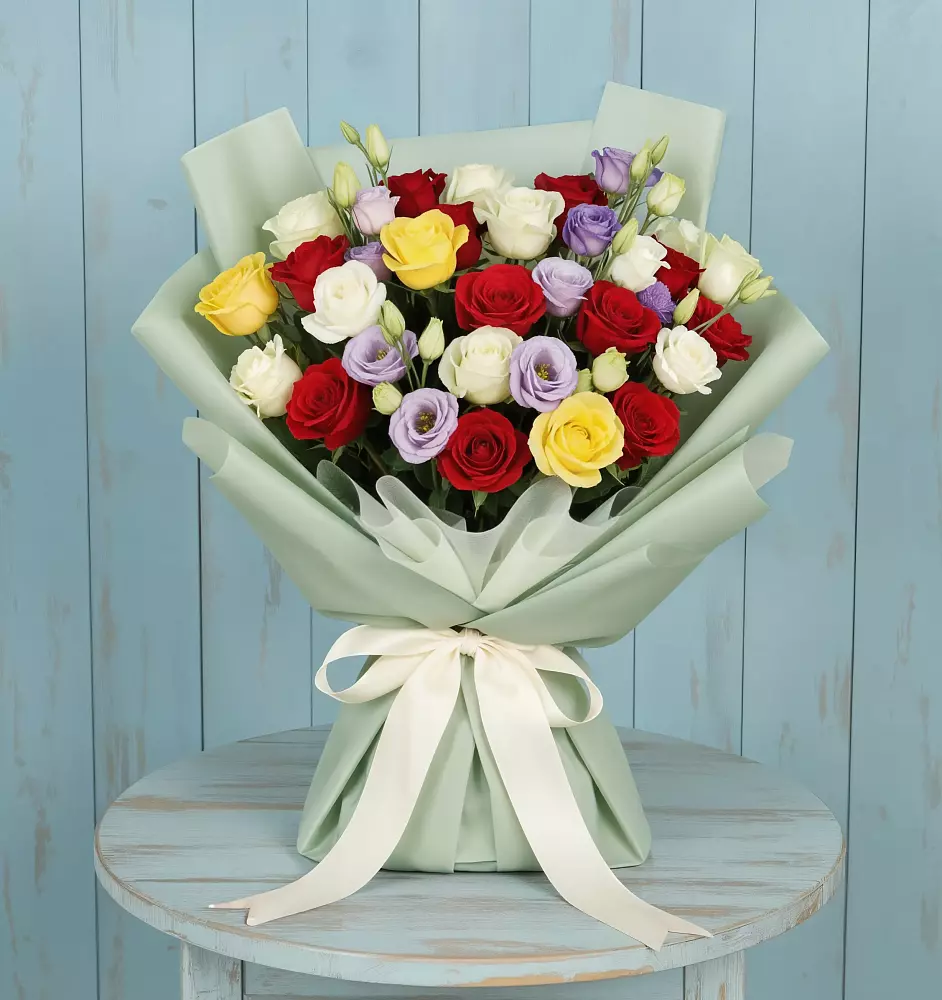 Букет цветов из: Розы в Левково