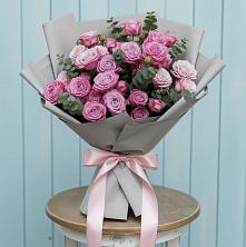 Букет цветов из:  Розы в Левково
